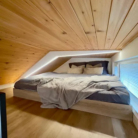 Chillhouse * سينيتش